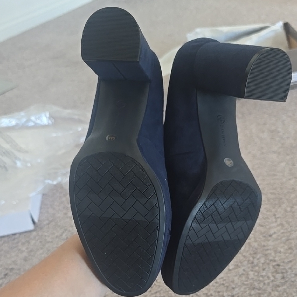 Giani Bernini Heels - Picture 5 of 5